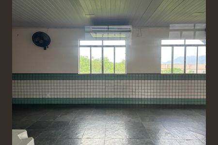 Casa para alugar com 80m², 2 quartos e 1 vagaÁrea comum - Salão de festas