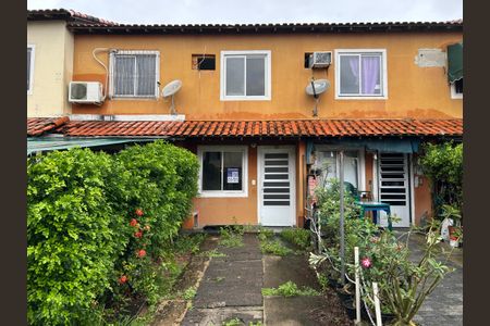 Casa para alugar com 80m², 2 quartos e 1 vagaFachada + plaquinha