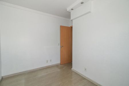 Apartamento para alugar com 68m², 3 quartos e 1 vagaQuarto 2