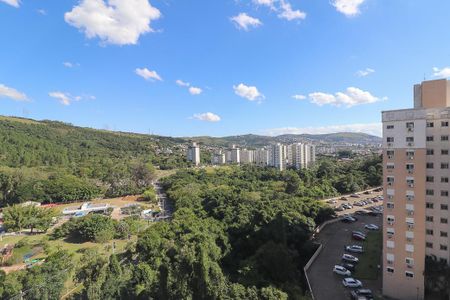 Apartamento para alugar com 68m², 3 quartos e 1 vagaVista