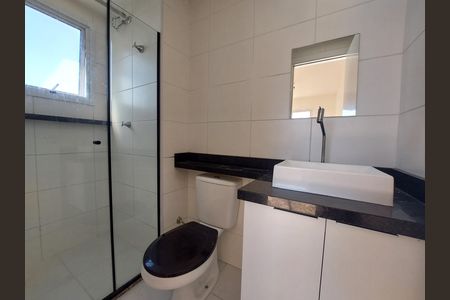 Banheiro de apartamento para alugar com 1 quarto, 30m² em Jardim Mirante, São Paulo