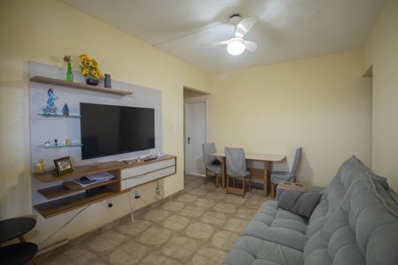 Sala de apartamento para alugar com 2 quartos, 90m² em Centro, São Gonçalo