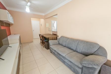 Sala de apartamento para alugar com 3 quartos, 107m² em Jardim Las Palmas, Guarujá