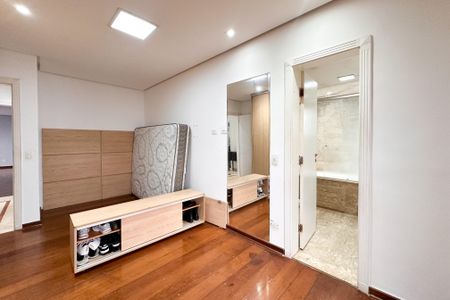 Apartamento para alugar com 140m², 3 quartos e 3 vagasSuíte 2