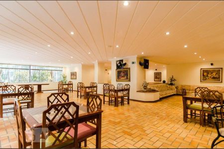 Apartamento para alugar com 140m², 3 quartos e 3 vagasÁrea comum - Salão de festas