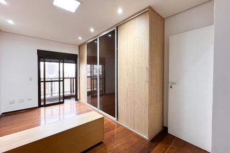 Apartamento para alugar com 140m², 3 quartos e 3 vagasSuíte 2
