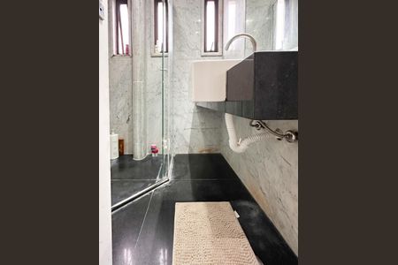 Apartamento para alugar com 140m², 3 quartos e 3 vagasBanheiro Social