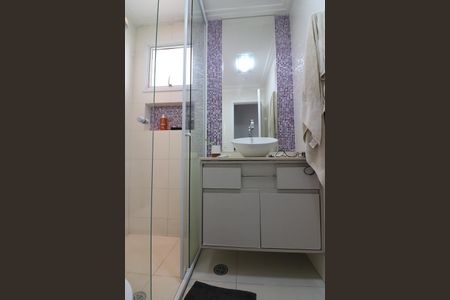 Apartamento à venda com 80m², 2 quartos e 1 vagaQuarto 1 - Suíte Banheiro 