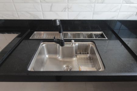 Apartamento à venda com 65m², 2 quartos e 1 vagaCozinha e Área de Serviço