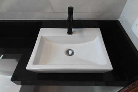 Apartamento à venda com 65m², 2 quartos e 1 vagaBanheiro da Suite