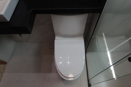 Apartamento à venda com 65m², 2 quartos e 1 vagaBanheiro Social