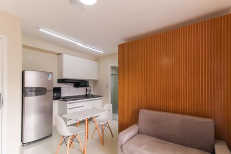 Sala/Cozinha de kitnet/studio para alugar com 1 quarto, 27m² em Brás, São Paulo