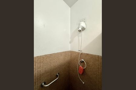 Casa à venda com 120m², 2 quartos e 1 vagaBanheiro 