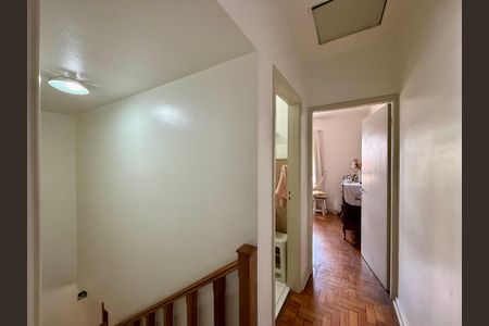 Casa à venda com 120m², 2 quartos e 1 vagaCorredor Quartos 