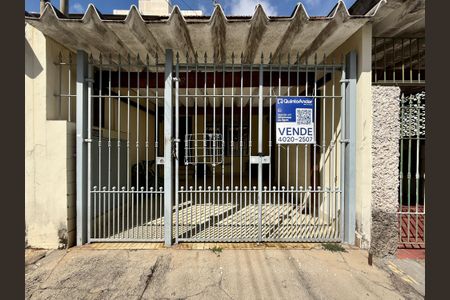 Casa à venda com 120m², 2 quartos e 1 vagaFachada 