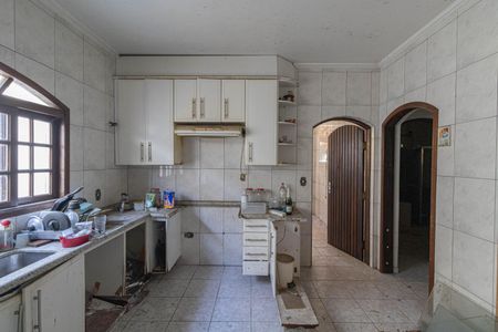 Casa para alugar com 250m², 6 quartos e 8 vagas Casa para alugar com 250m², 6 quartos e 8 vagasCozinha