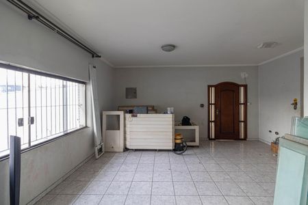 Casa para alugar com 250m², 6 quartos e 8 vagas Casa para alugar com 250m², 6 quartos e 8 vagasSala