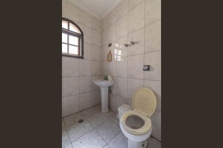 Casa para alugar com 250m², 6 quartos e 8 vagas Casa para alugar com 250m², 6 quartos e 8 vagasBanheiro 2