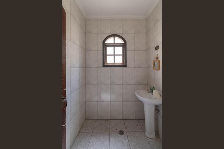 Casa para alugar com 250m², 6 quartos e 8 vagas Casa para alugar com 250m², 6 quartos e 8 vagasBanheiro 2