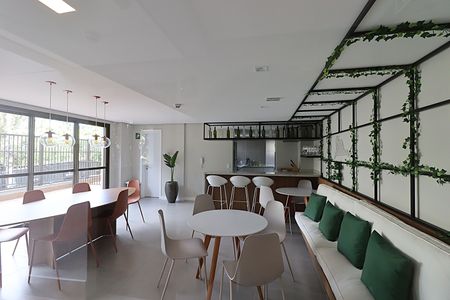 Apartamento à venda com 80m², 2 quartos e 1 vagaÁrea comum - Salão de festas