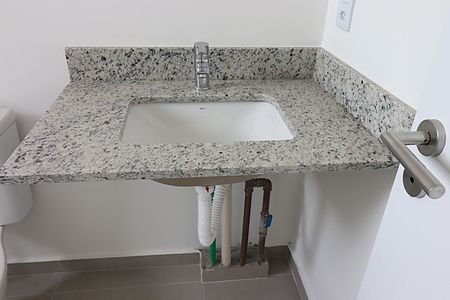 Apartamento à venda com 80m², 2 quartos e 1 vagaBanheiro da Suíte 2