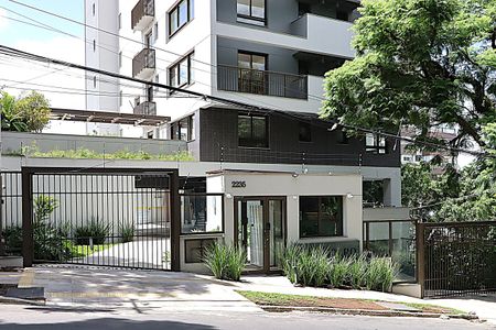 Apartamento à venda com 80m², 2 quartos e 1 vagaFachada e portaria