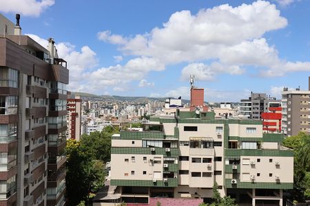 Apartamento à venda com 80m², 2 quartos e 1 vagaVista da sacada