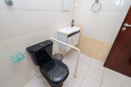 Banheiro da Suíte de casa para alugar com 5 quartos, 310m² em Cidade Líder, São Paulo