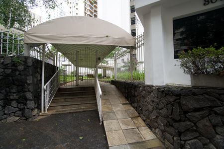 Fachada de kitnet/studio para alugar com 1 quarto, 27m² em Jardim Paulista, São Paulo