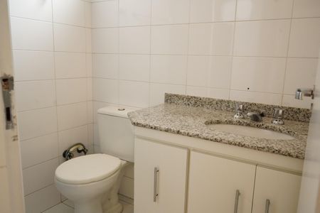 Apartamento à venda com 98m², 3 quartos e 2 vagasBanheiro da Suíte