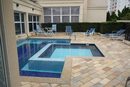 Apartamento à venda com 98m², 3 quartos e 2 vagasÁrea comum - Piscina