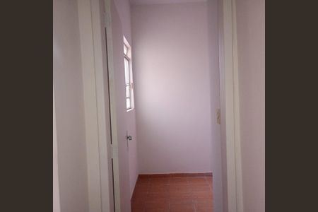 Casa para alugar com 65m², 2 quartos e sem vaga