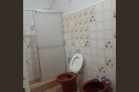 Casa para alugar com 65m², 2 quartos e sem vaga