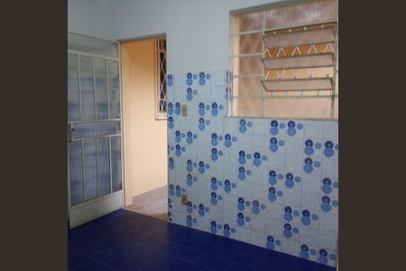 Casa para alugar com 65m², 2 quartos e sem vaga