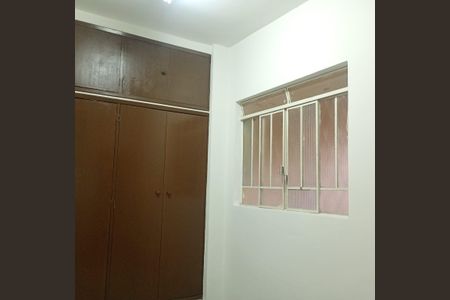 Casa para alugar com 65m², 2 quartos e sem vaga