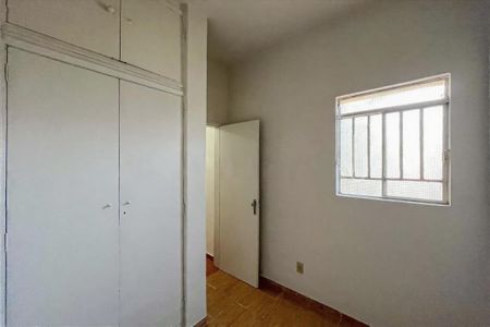 Casa para alugar com 65m², 2 quartos e sem vaga