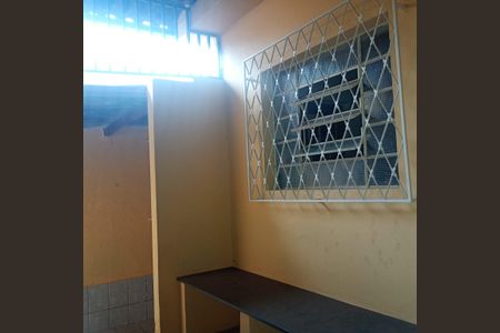 Casa para alugar com 65m², 2 quartos e sem vaga