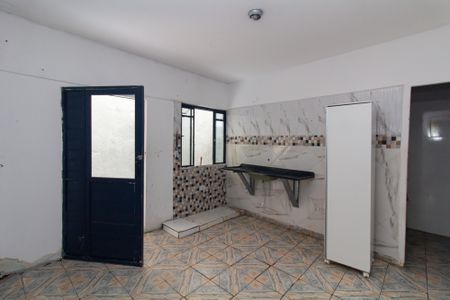 Cozinha de casa para alugar com 1 quarto, 40m² em Jardim Indaia, São Paulo