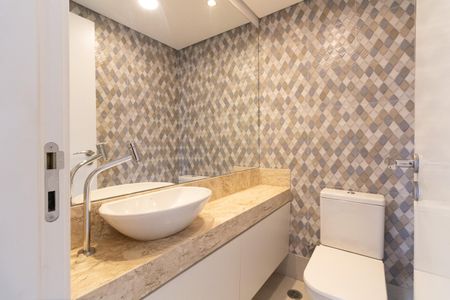 Apartamento para alugar com 156m², 4 quartos e 2 vagas Apartamento para alugar com 156m², 4 quartos e 2 vagasLavabo