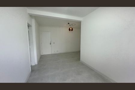 Apartamento à venda com 58m², 2 quartos e 1 vagaSala
