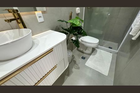 Apartamento à venda com 58m², 2 quartos e 1 vagaBanheiro 