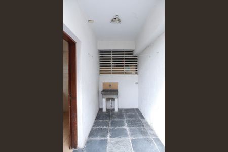 Casa para alugar com 60m², 2 quartos e sem vagaÁrea de Serviço