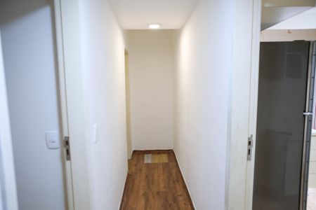 Casa para alugar com 60m², 2 quartos e sem vagaCorredor Quartos