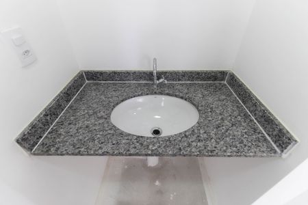 Apartamento à venda com 42m², 2 quartos e sem vagaBanheiro