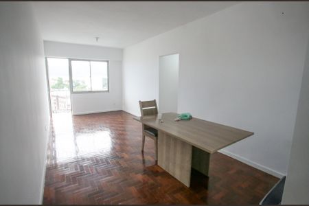 Sala de apartamento para alugar com 2 quartos, 70m² em Taquara, Rio de Janeiro