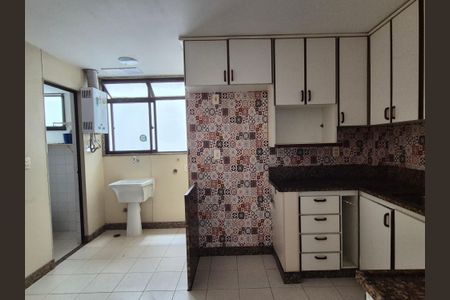 Apartamento à venda com 82m², 2 quartos e 1 vaga Apartamento à venda com 82m², 2 quartos e 1 vagaCozinha
