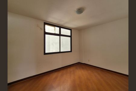 Apartamento à venda com 82m², 2 quartos e 1 vaga Apartamento à venda com 82m², 2 quartos e 1 vagaSuite