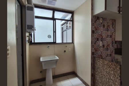 Apartamento à venda com 82m², 2 quartos e 1 vaga Apartamento à venda com 82m², 2 quartos e 1 vagaÁrea de Serviço