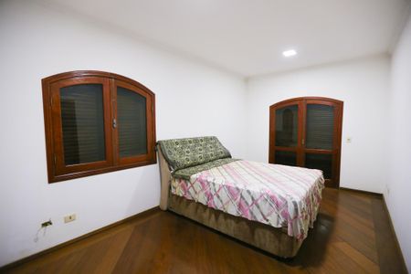 Casa para alugar com 580m², 4 quartos e 8 vagas Casa para alugar com 580m², 4 quartos e 8 vagasQuarto 4