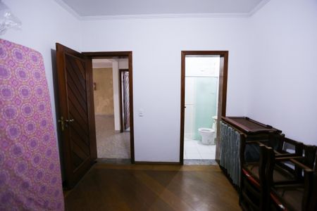 Casa para alugar com 580m², 4 quartos e 8 vagas Casa para alugar com 580m², 4 quartos e 8 vagasQuarto de Serviço